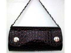 掘金10元以下熱銷女包 休閑包批發市場分析與渠道指南